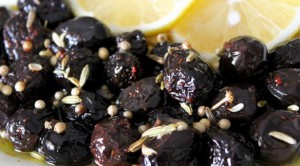 Evde Siyah Zeytin nasıl yapılır
