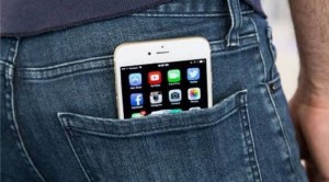 Arka cebinizde telefon taşımayın