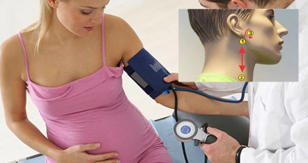 5 dakikada İlaçsız tansiyon düşürme yöntemi ile yüksek tansiyonunuzu düşürmek mümkün. Modern çağın hastalığıdır yüksek tansiyon. Tuzlu yiyecekler, sigara, alkol tüketimi, uyku eksikliği ve fast food ile obezite sorunu beraberinde yüksek tansiyonu da getirir. Hepimiz hayatımızın bir döneminde strese girmişizdir ve tansiyonunuzun bir anda yükseldiğini hissetmişsinizdir.