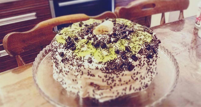Çilekli Kivili ve Muzlu yaş pastası