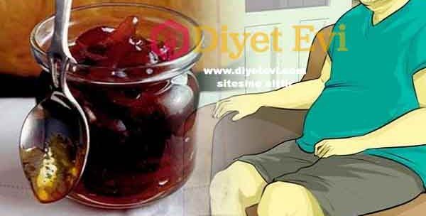 Bağırsaklardan 3 kilo zehirli toksin attıran karışım